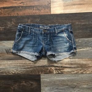 Hollister shorts size 0
